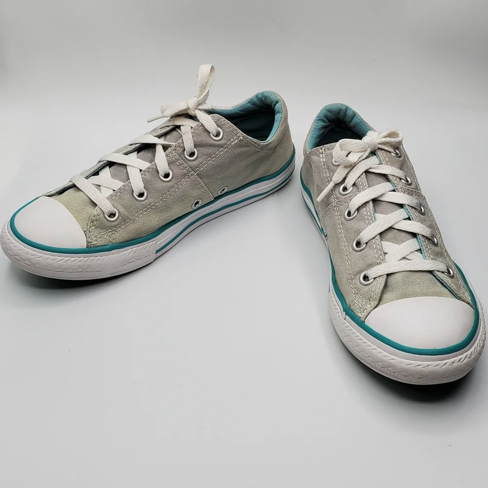 Converse allstar skater sneakers size 3